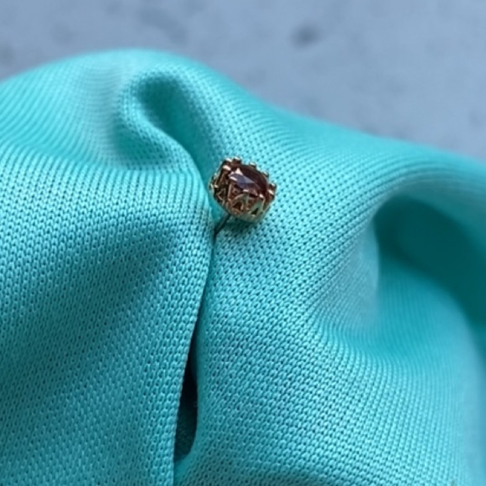 Anatometal King End rose gold threadless stud earring body jewelry